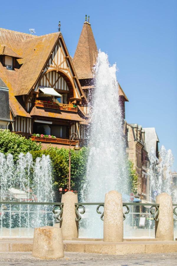 Les Cigognes - Deux Pieces - Deauville Centre Exteriör bild