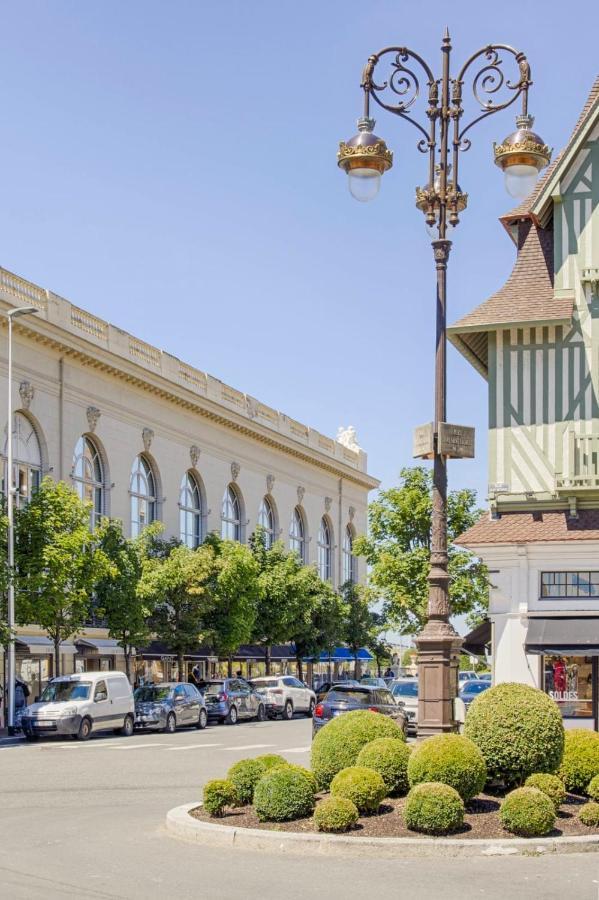 Les Cigognes - Deux Pieces - Deauville Centre Exteriör bild